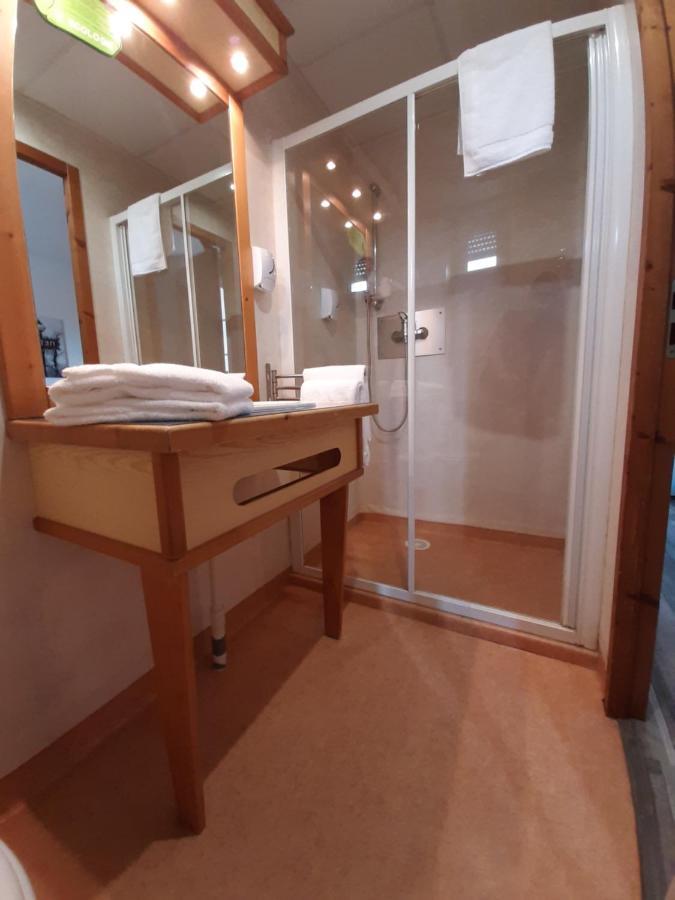 Hotel De La Vallee 오르난스 외부 사진